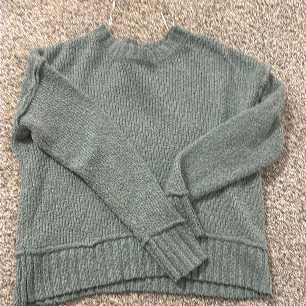 Women's Green Sweater